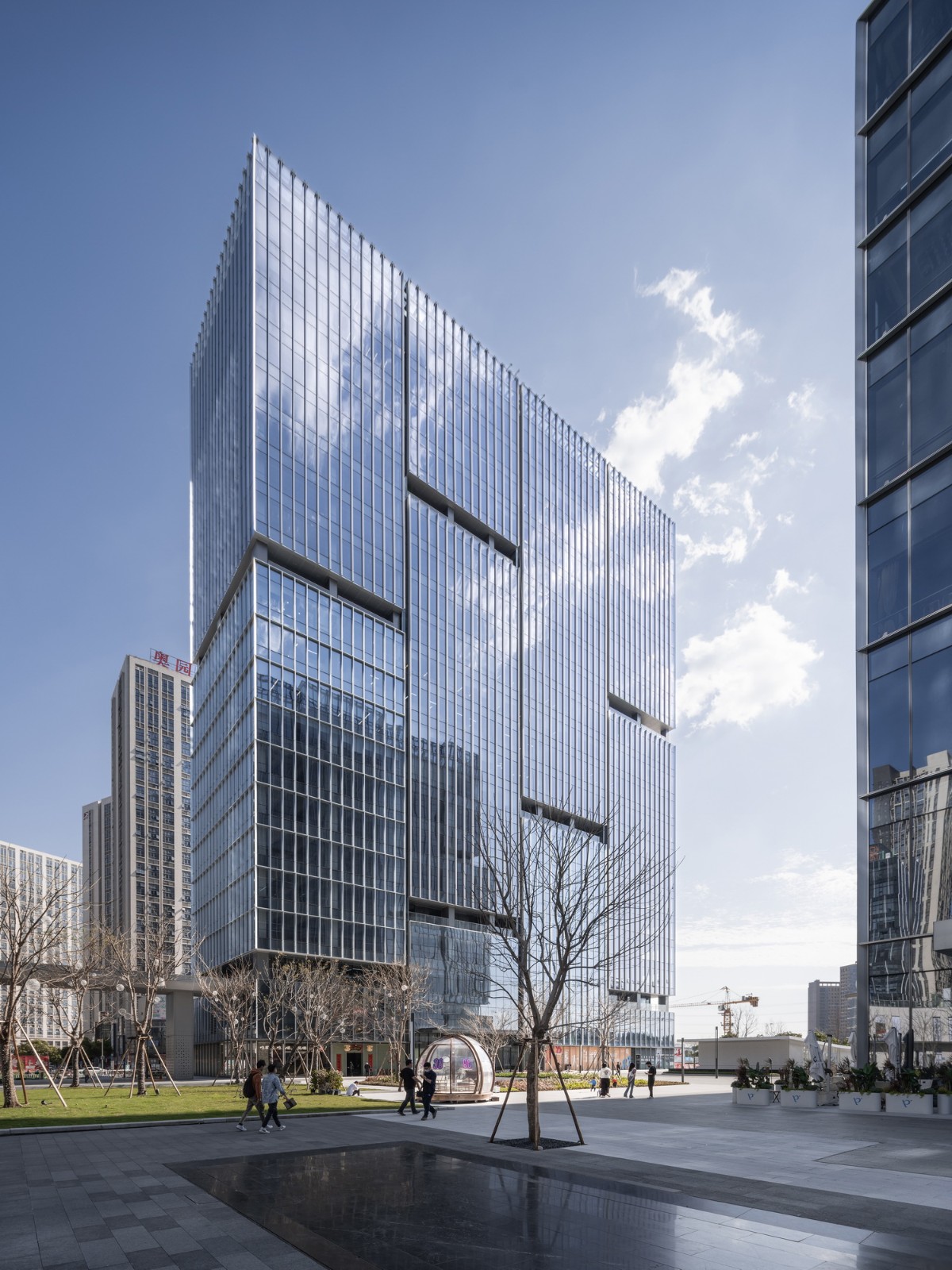 BIM建筑|一键焕新的城市插件-广州时代·芳华里二期续建更新 / EID Arch姜平工作室 BIM建筑|一键焕新的城市插件-广州时代·芳华里二期续建更新 / EID Arch姜平工作室