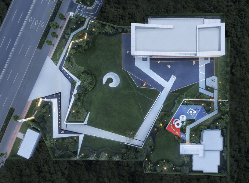 BIM建筑|中梁.正荣清河大观 / 上海华策建筑设计事务所有限公司建筑二所 BIM建筑|中梁.正荣清河大观 / 上海华策建筑设计事务所有限公司建筑二所