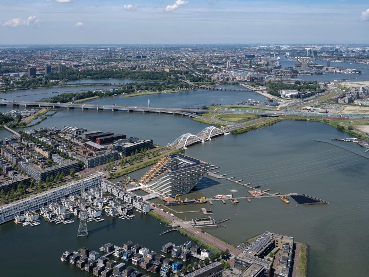BIM建筑|水上庭院住宅 Sluishuis / BIG + Barcode Architects BIM建筑|水上庭院住宅 Sluishuis / BIG + Barcode Architects