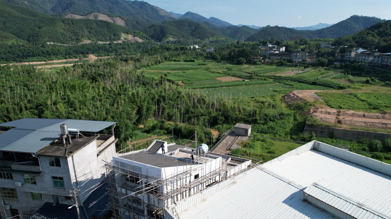 BIM建筑|对话山丘田野,滨河巷21号 / MV建筑工作室 BIM建筑|对话山丘田野,滨河巷21号 / MV建筑工作室