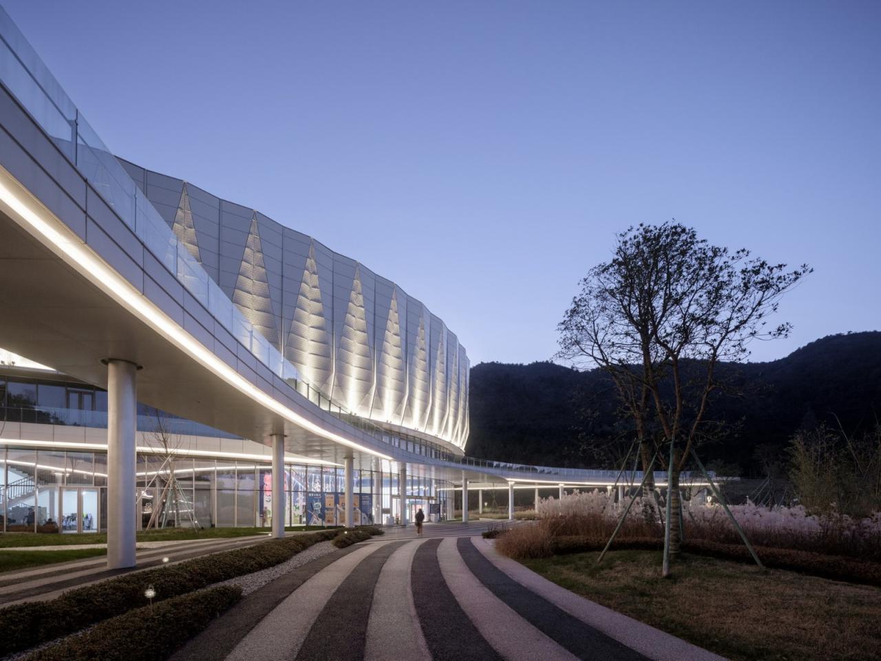 BIM建筑|空间激发运动活力:体育建筑合辑 / goa大象设计 BIM建筑|空间激发运动活力:体育建筑合辑 / goa大象设计
