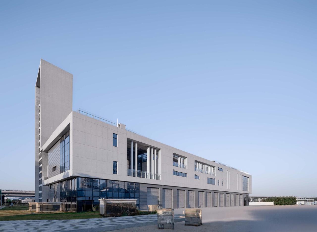 BIM建筑|深圳前海消防站 / 深圳大学建筑设计研究院有限公司“钟中+钟波涛”工作室 BIM建筑|深圳前海消防站 / 深圳大学建筑设计研究院有限公司“钟中+钟波涛”工作室