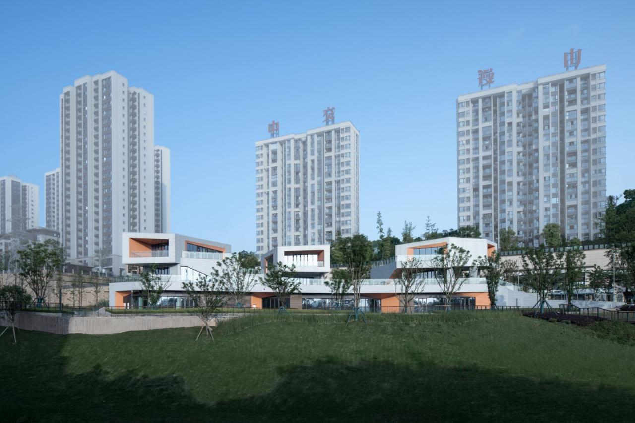 BIM建筑|重庆南岸区茶园中交漫山滨河商业,重庆 / 源道建筑 BIM建筑|重庆南岸区茶园中交漫山滨河商业,重庆 / 源道建筑