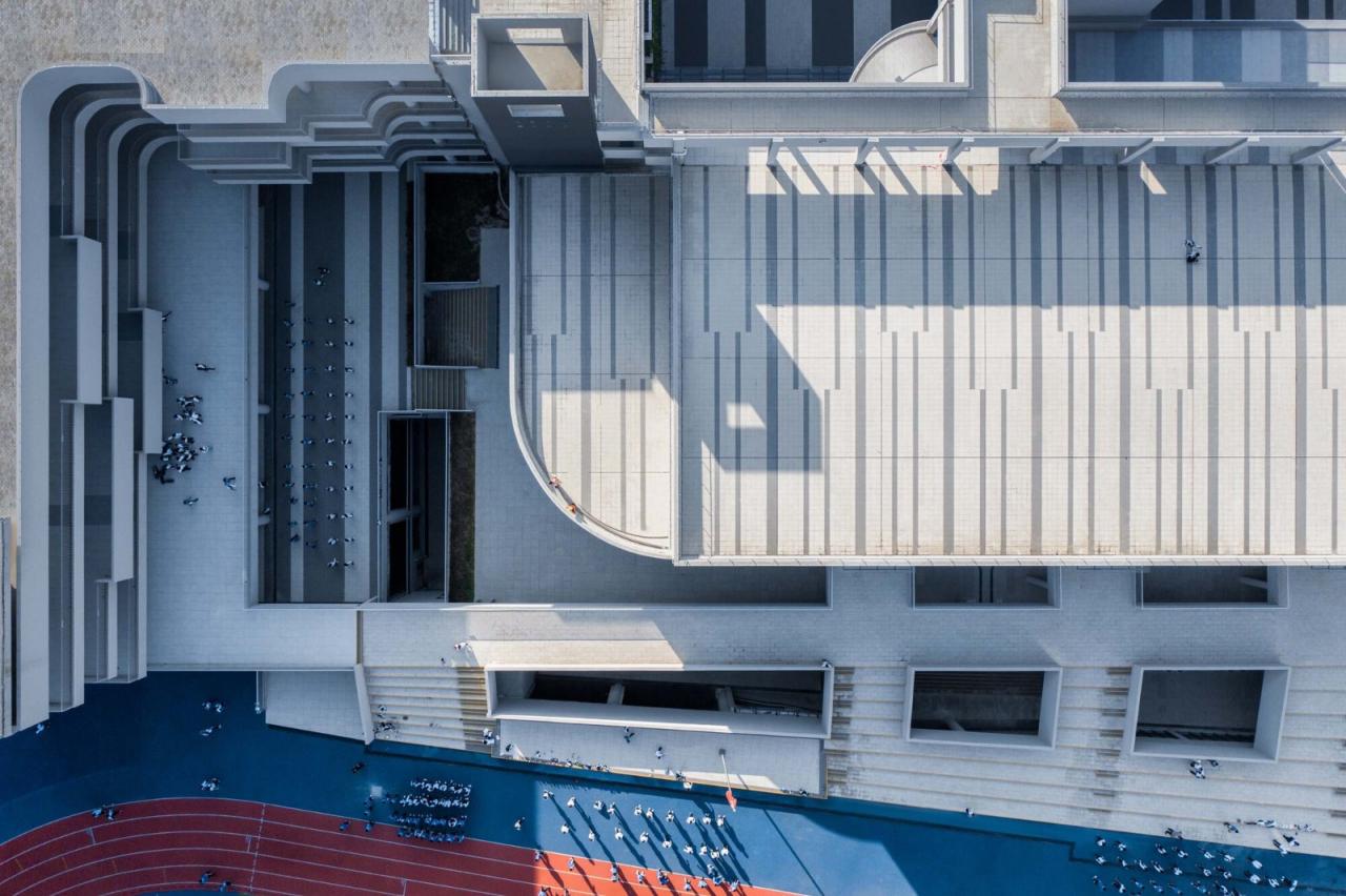 BIM建筑|链接与重塑:深圳南山麒麟中学改扩建工程 / 元本体工作室 BIM建筑|链接与重塑:深圳南山麒麟中学改扩建工程 / 元本体工作室
