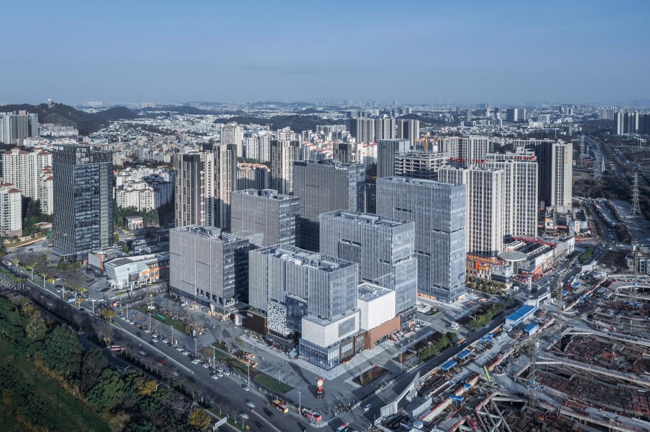 BIM建筑|一键焕新的城市插件-广州时代·芳华里二期续建更新 / EID Arch姜平工作室 BIM建筑|一键焕新的城市插件-广州时代·芳华里二期续建更新 / EID Arch姜平工作室