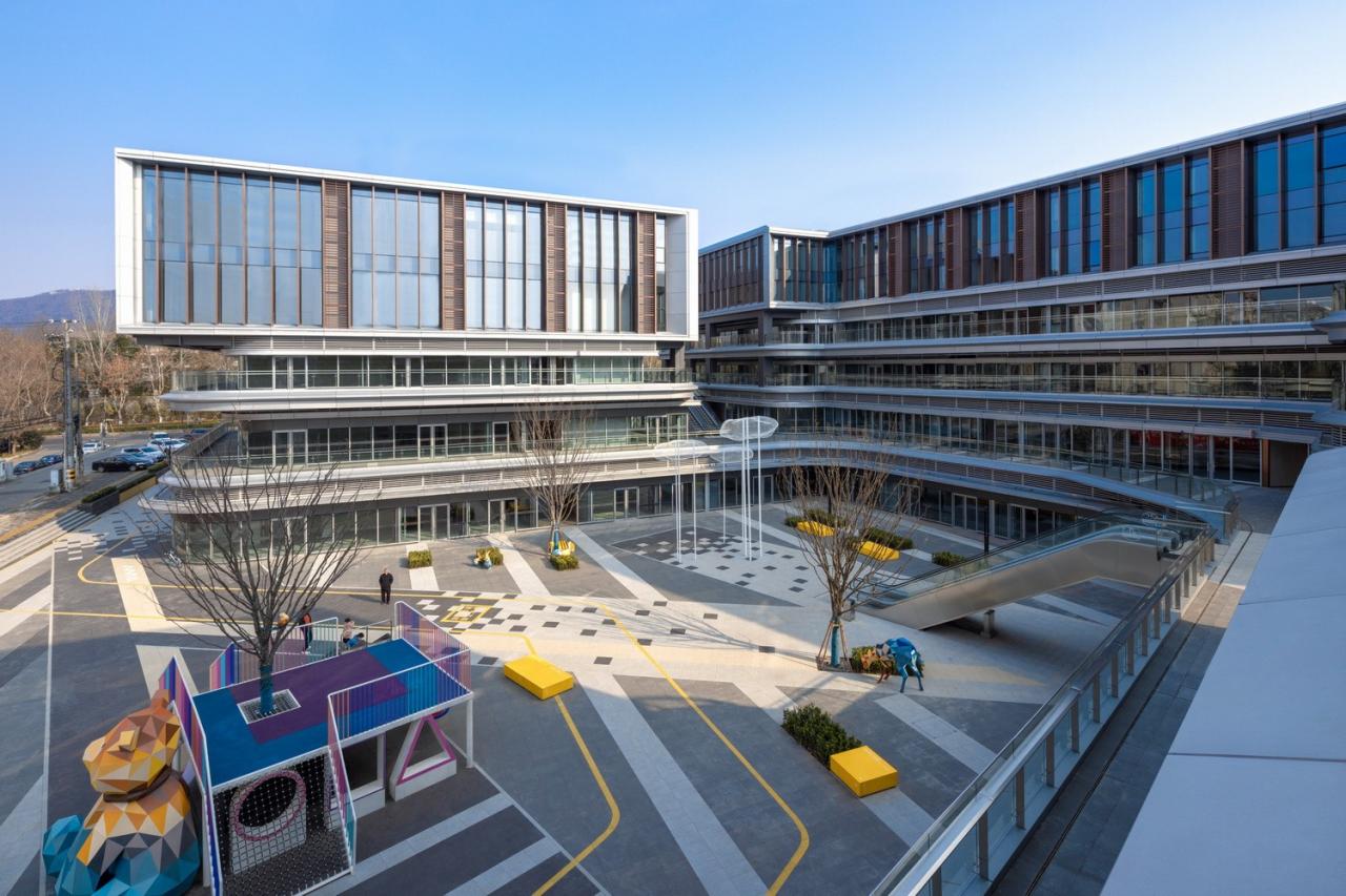 BIM建筑|南京龙湖紫金Mall-玩转“+-×÷”法,巧解梦想社区生活方程式 / 三益建筑 BIM建筑|南京龙湖紫金Mall-玩转“+-×÷”法,巧解梦想社区生活方程式 / 三益建筑