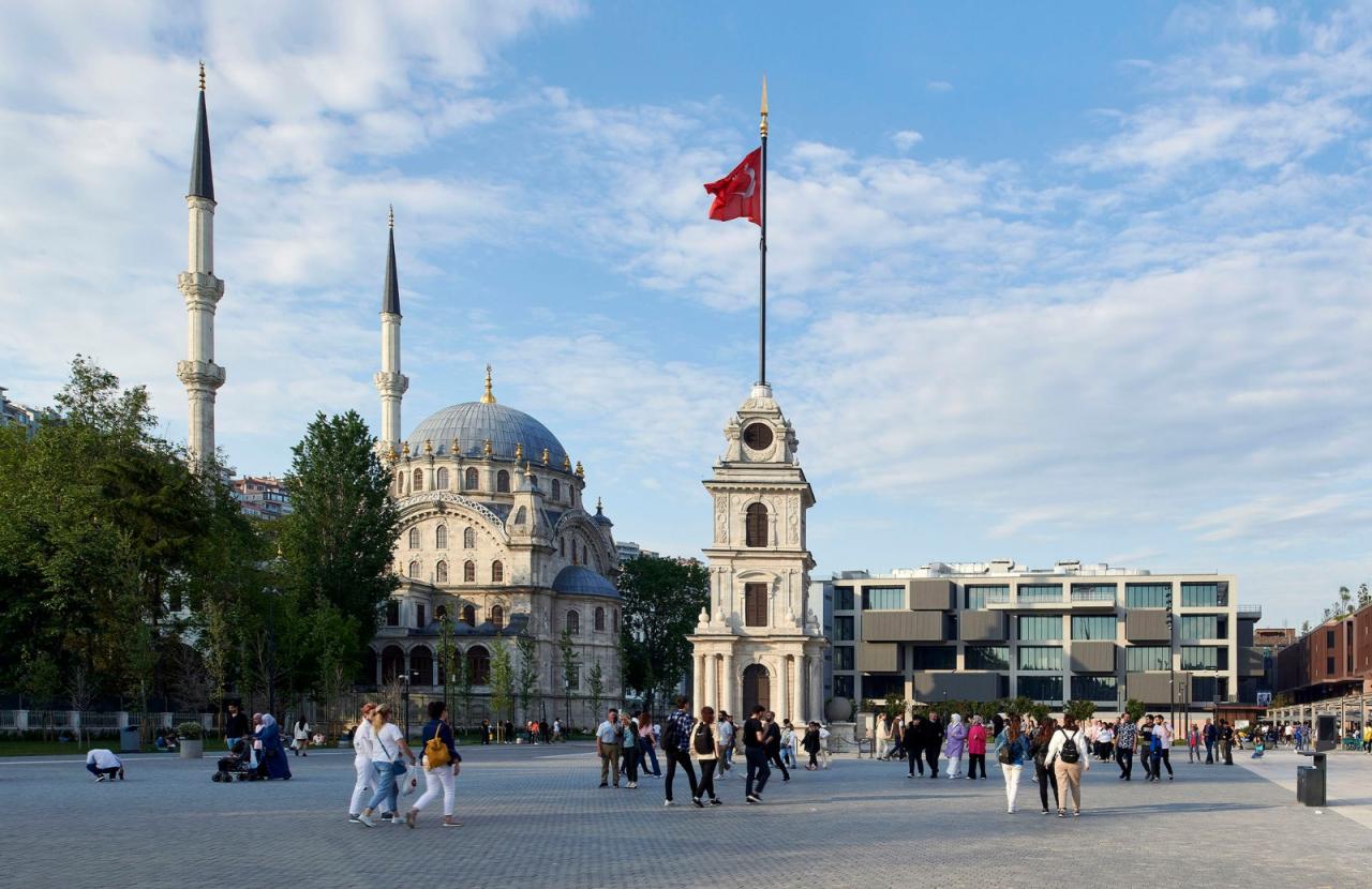 BIM建筑|冲出混凝土框架的盒子,伊斯坦布尔绘画与雕塑美术馆 / EAA - Emre Arolat Architecture BIM建筑|冲出混凝土框架的盒子,伊斯坦布尔绘画与雕塑美术馆 / EAA - Emre Arolat Architecture