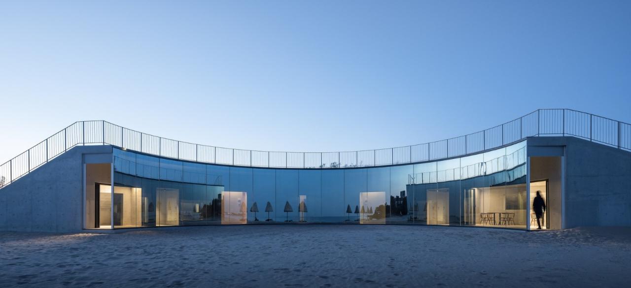 BIM建筑|海边咖啡厅:海之回声 / 同一建筑设计事务所 BIM建筑|海边咖啡厅:海之回声 / 同一建筑设计事务所