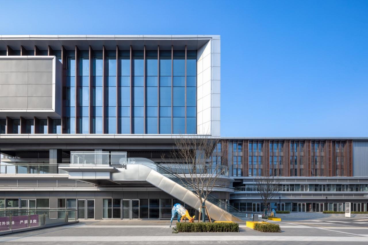 BIM建筑|南京龙湖紫金Mall-玩转“+-×÷”法,巧解梦想社区生活方程式 / 三益建筑 BIM建筑|南京龙湖紫金Mall-玩转“+-×÷”法,巧解梦想社区生活方程式 / 三益建筑