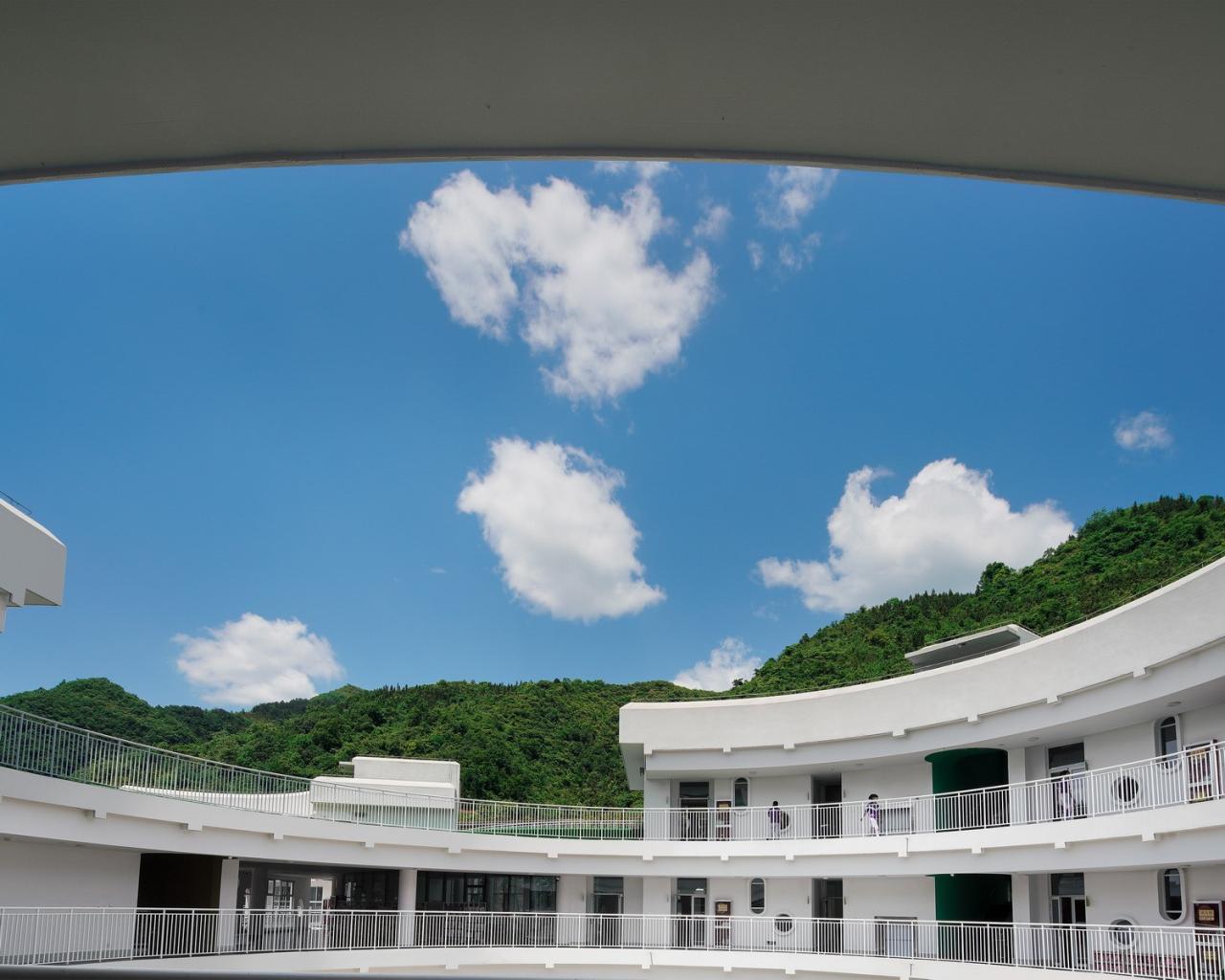 BIM建筑|中国最美幼儿园在县城:平利县第三幼儿园 / 迪卡建筑设计中心 BIM建筑|中国最美幼儿园在县城:平利县第三幼儿园 / 迪卡建筑设计中心