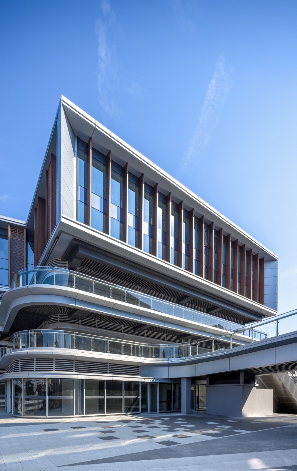 BIM建筑|南京龙湖紫金Mall-玩转“+-×÷”法,巧解梦想社区生活方程式 / 三益建筑 BIM建筑|南京龙湖紫金Mall-玩转“+-×÷”法,巧解梦想社区生活方程式 / 三益建筑