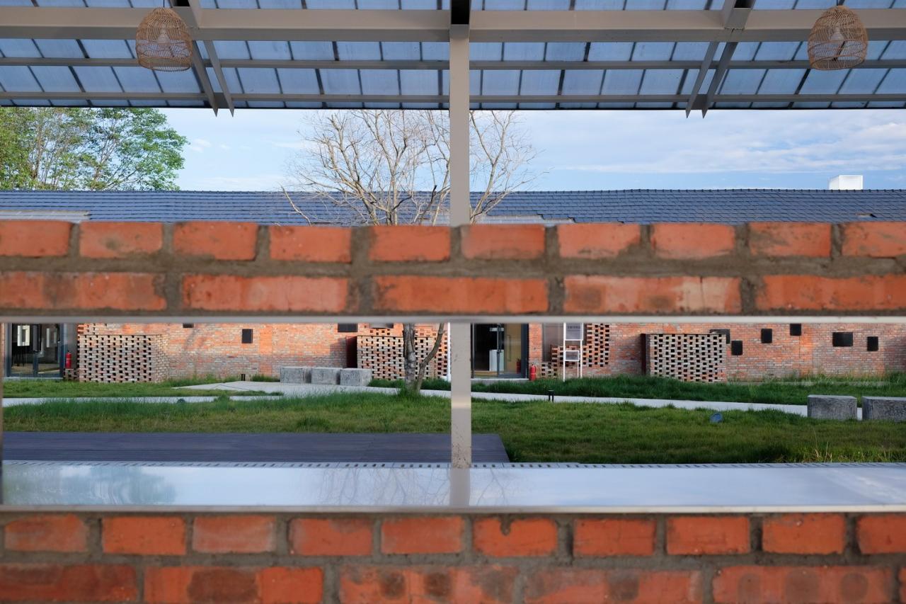 BIM建筑|青龙湖·漂浮种子:自我更新 / 小隐建筑事务所 BIM建筑|青龙湖·漂浮种子:自我更新 / 小隐建筑事务所