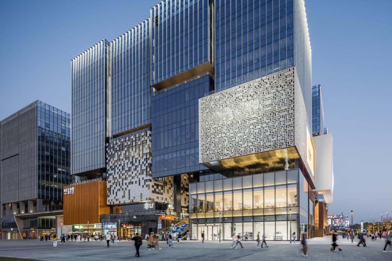 BIM建筑|一键焕新的城市插件-广州时代·芳华里二期续建更新 / EID Arch姜平工作室 BIM建筑|一键焕新的城市插件-广州时代·芳华里二期续建更新 / EID Arch姜平工作室