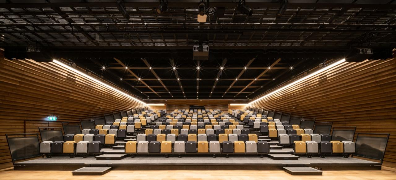 BIM建筑|扇形展开,泰国吞武里校园 SISB / Plan Architect BIM建筑|扇形展开,泰国吞武里校园 SISB / Plan Architect