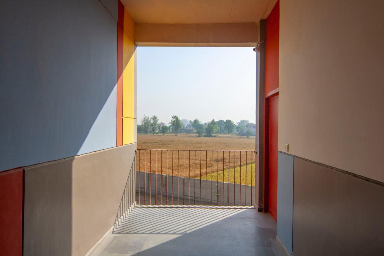 BIM建筑|立起围墙的校园 / Kamat & Rozario Architecture BIM建筑|立起围墙的校园 / Kamat & Rozario Architecture
