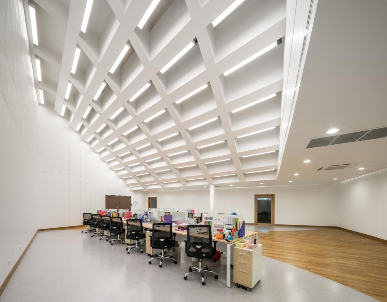 BIM建筑|扇形展开,泰国吞武里校园 SISB / Plan Architect BIM建筑|扇形展开,泰国吞武里校园 SISB / Plan Architect