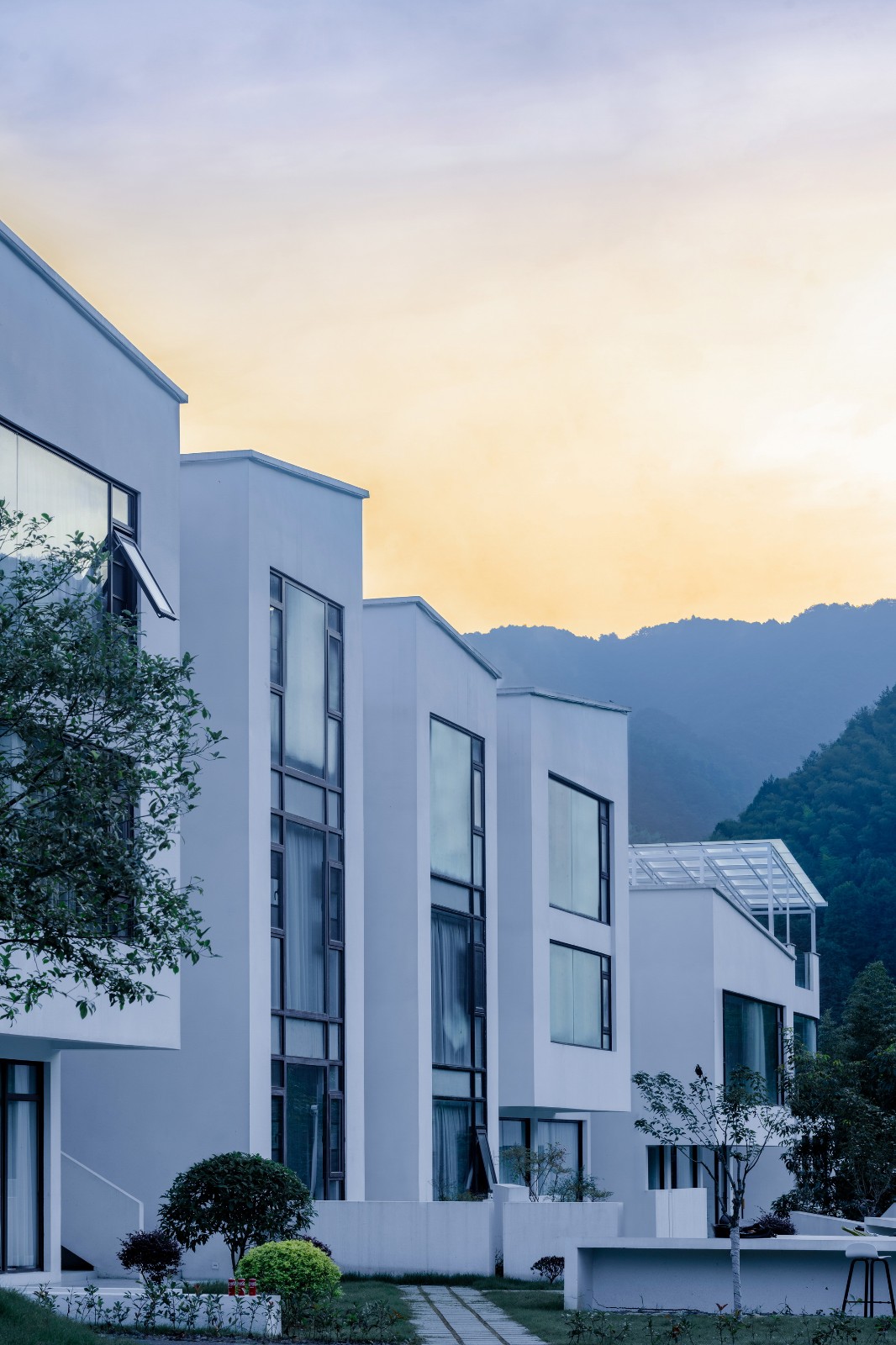 BIM建筑|岐院:山川 · 素屋 · 窗,千岛湖 / 平介设计 BIM建筑|岐院:山川 · 素屋 · 窗,千岛湖 / 平介设计