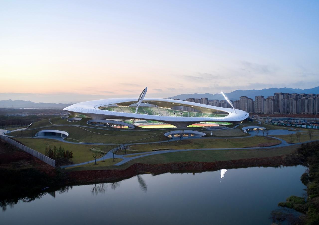 BIM建筑|全球最大覆土建筑群设计:“消失的体育场”/ MAD马岩松 BIM建筑|全球最大覆土建筑群设计:“消失的体育场”/ MAD马岩松