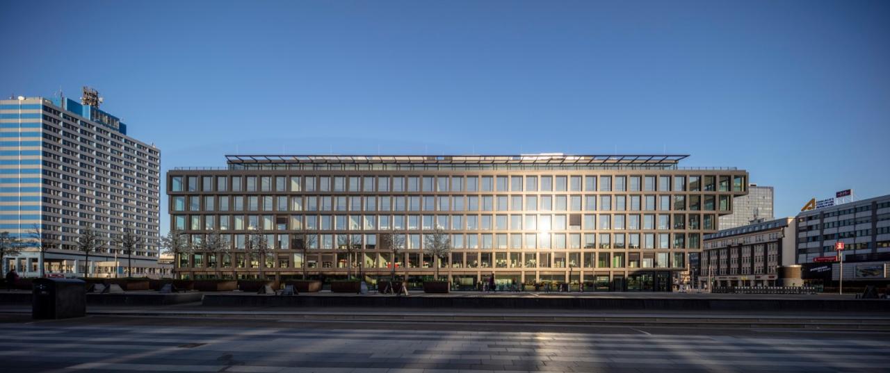 BIM建筑|墨卡托一号办公大楼 / Hadi Teherani Architects BIM建筑|墨卡托一号办公大楼 / Hadi Teherani Architects