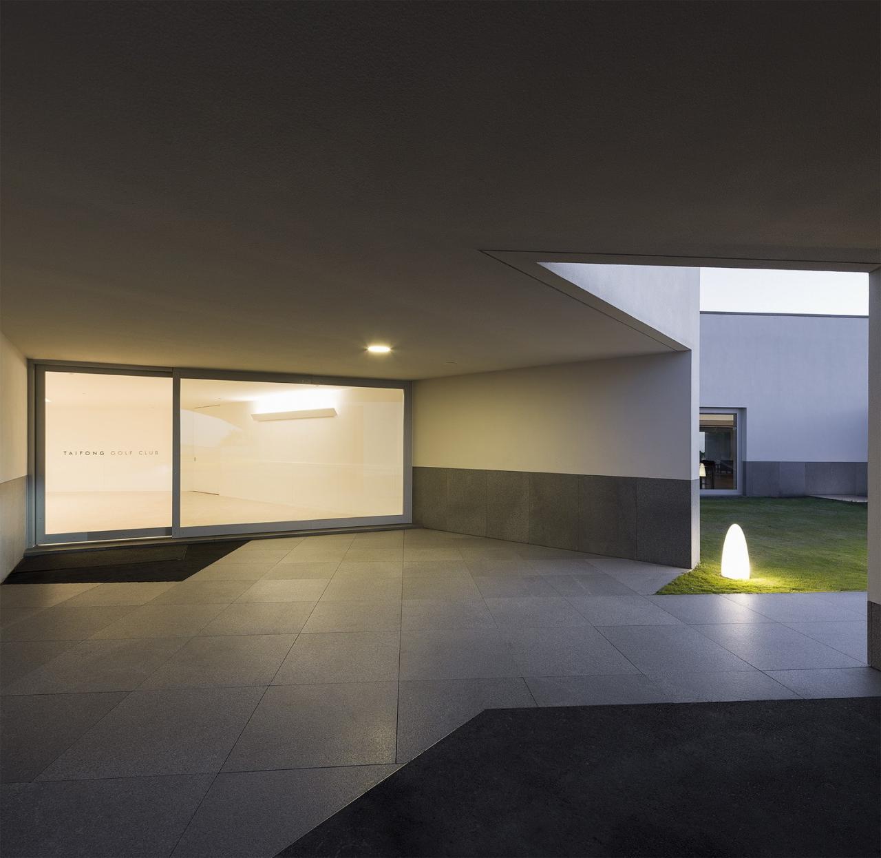 BIM建筑|台丰高尔夫俱乐部嘉卿会馆 / Álvaro Siza Vieira + Carlos Castanheira BIM建筑|台丰高尔夫俱乐部嘉卿会馆 / Álvaro Siza Vieira + Carlos Castanheira