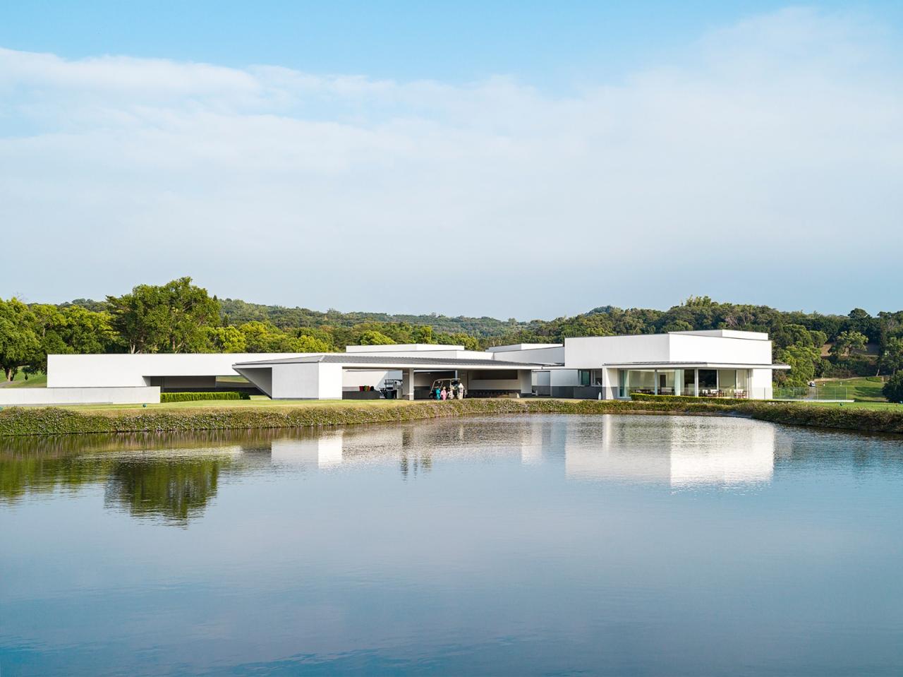 BIM建筑|台丰高尔夫俱乐部嘉卿会馆 / Álvaro Siza Vieira + Carlos Castanheira BIM建筑|台丰高尔夫俱乐部嘉卿会馆 / Álvaro Siza Vieira + Carlos Castanheira