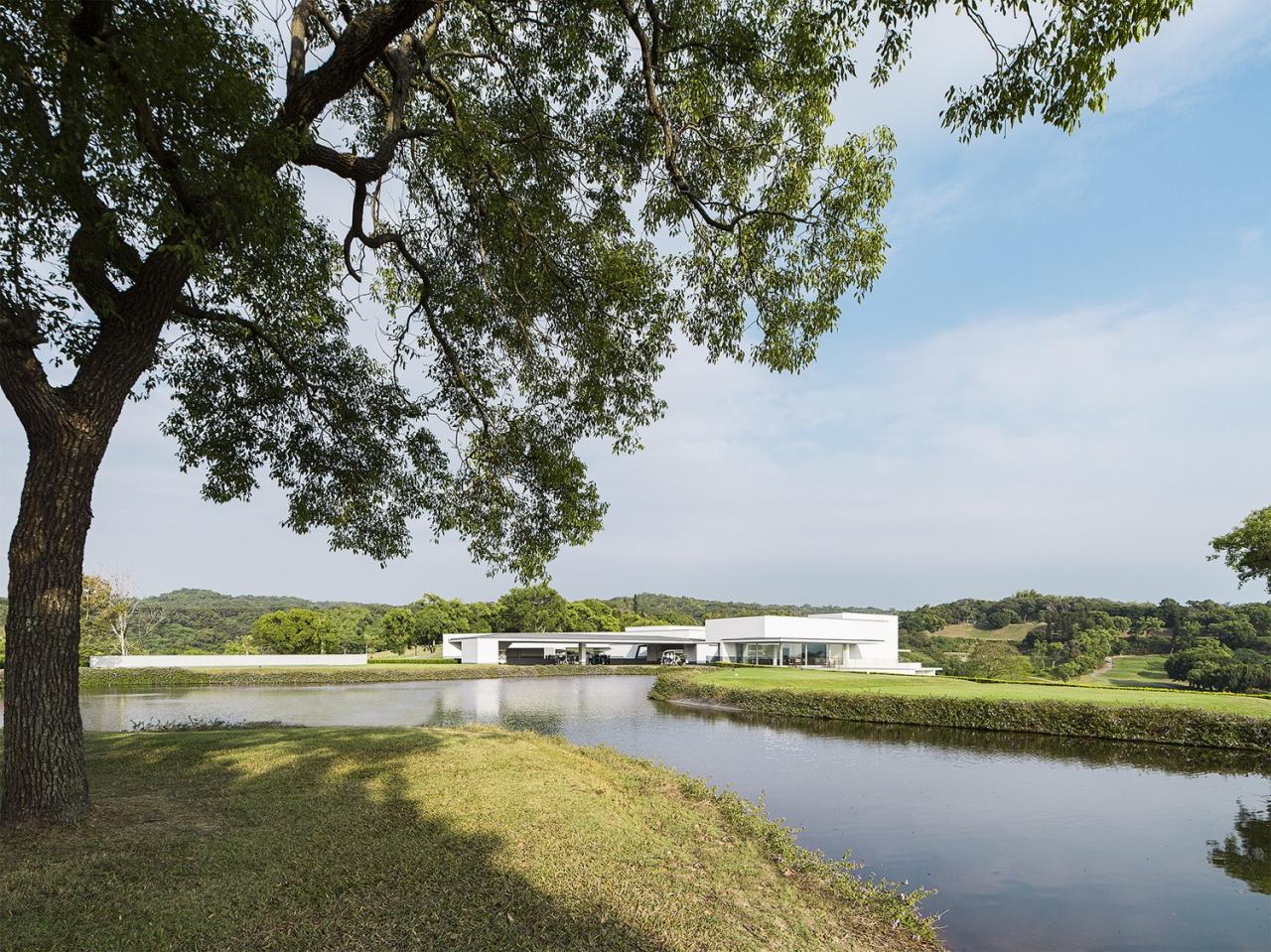 BIM建筑|台丰高尔夫俱乐部嘉卿会馆 / Álvaro Siza Vieira + Carlos Castanheira BIM建筑|台丰高尔夫俱乐部嘉卿会馆 / Álvaro Siza Vieira + Carlos Castanheira