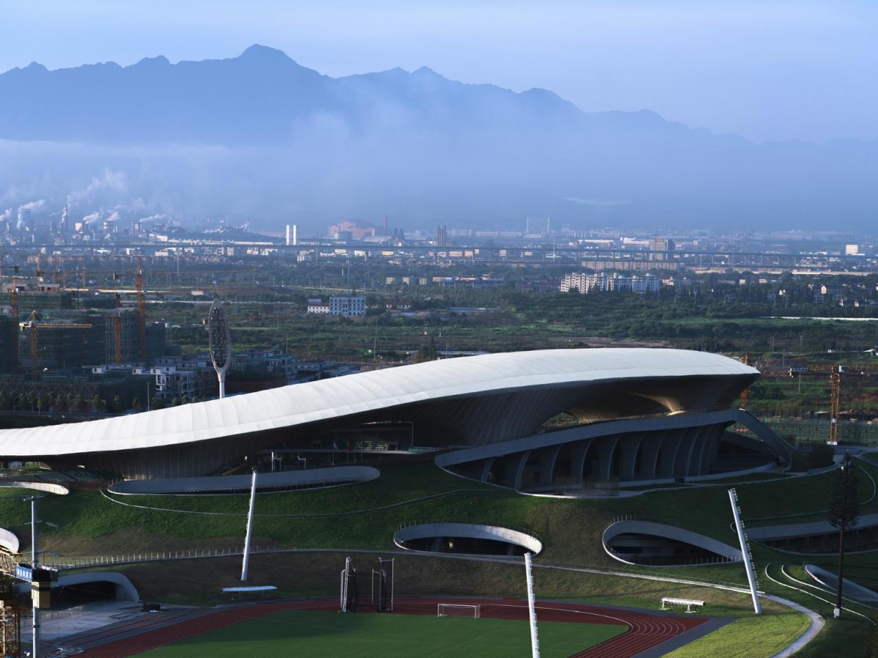 BIM建筑|全球最大覆土建筑群设计:“消失的体育场”/ MAD马岩松 BIM建筑|全球最大覆土建筑群设计:“消失的体育场”/ MAD马岩松