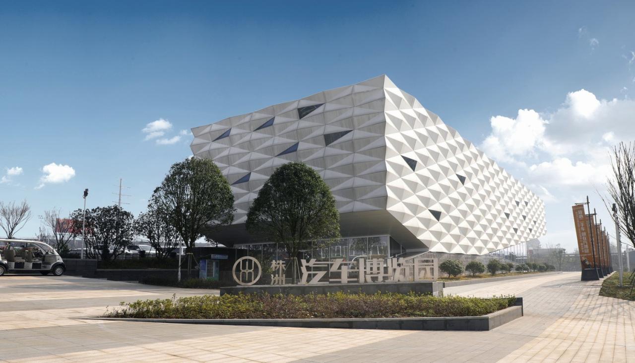 BIM建筑|漂浮的盒子:株洲汽博园营销中心 / 罗劲工作室 BIM建筑|漂浮的盒子:株洲汽博园营销中心 / 罗劲工作室