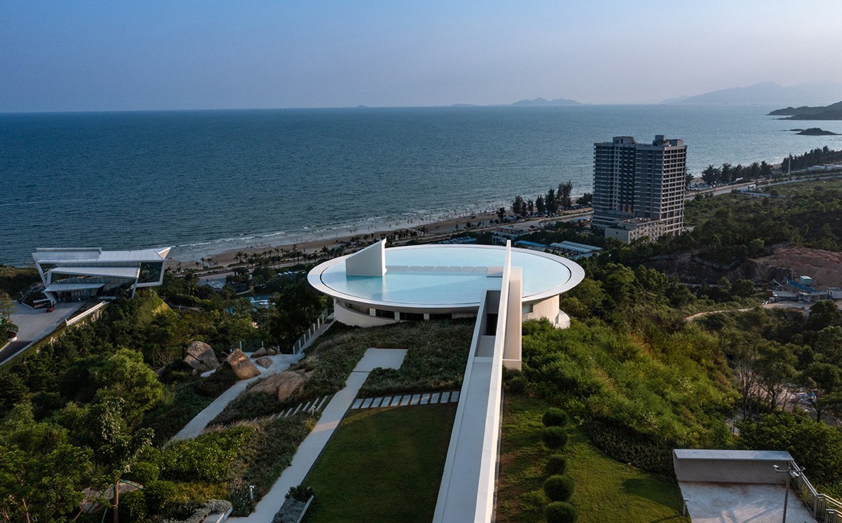BIM建筑|悬崖上的海边书屋:惠州双月湾一滴水图书馆 / 三文建筑 BIM建筑|悬崖上的海边书屋:惠州双月湾一滴水图书馆 / 三文建筑
