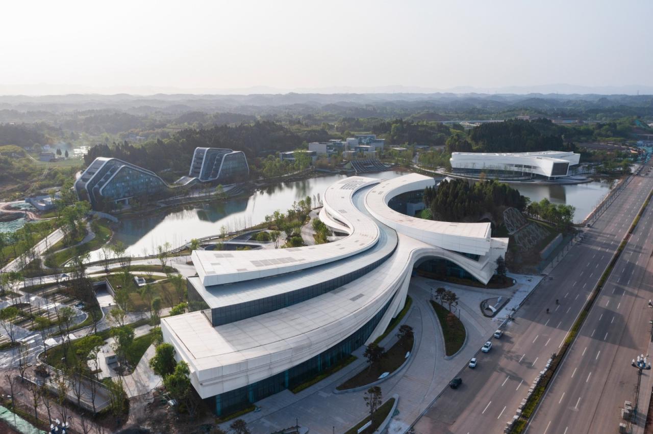 BIM建筑|建筑融于自然:眉山东部新城三中心一基地 / 大陆建筑设计 BIM建筑|建筑融于自然:眉山东部新城三中心一基地 / 大陆建筑设计