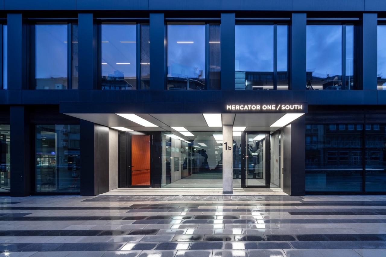 BIM建筑|墨卡托一号办公大楼 / Hadi Teherani Architects BIM建筑|墨卡托一号办公大楼 / Hadi Teherani Architects