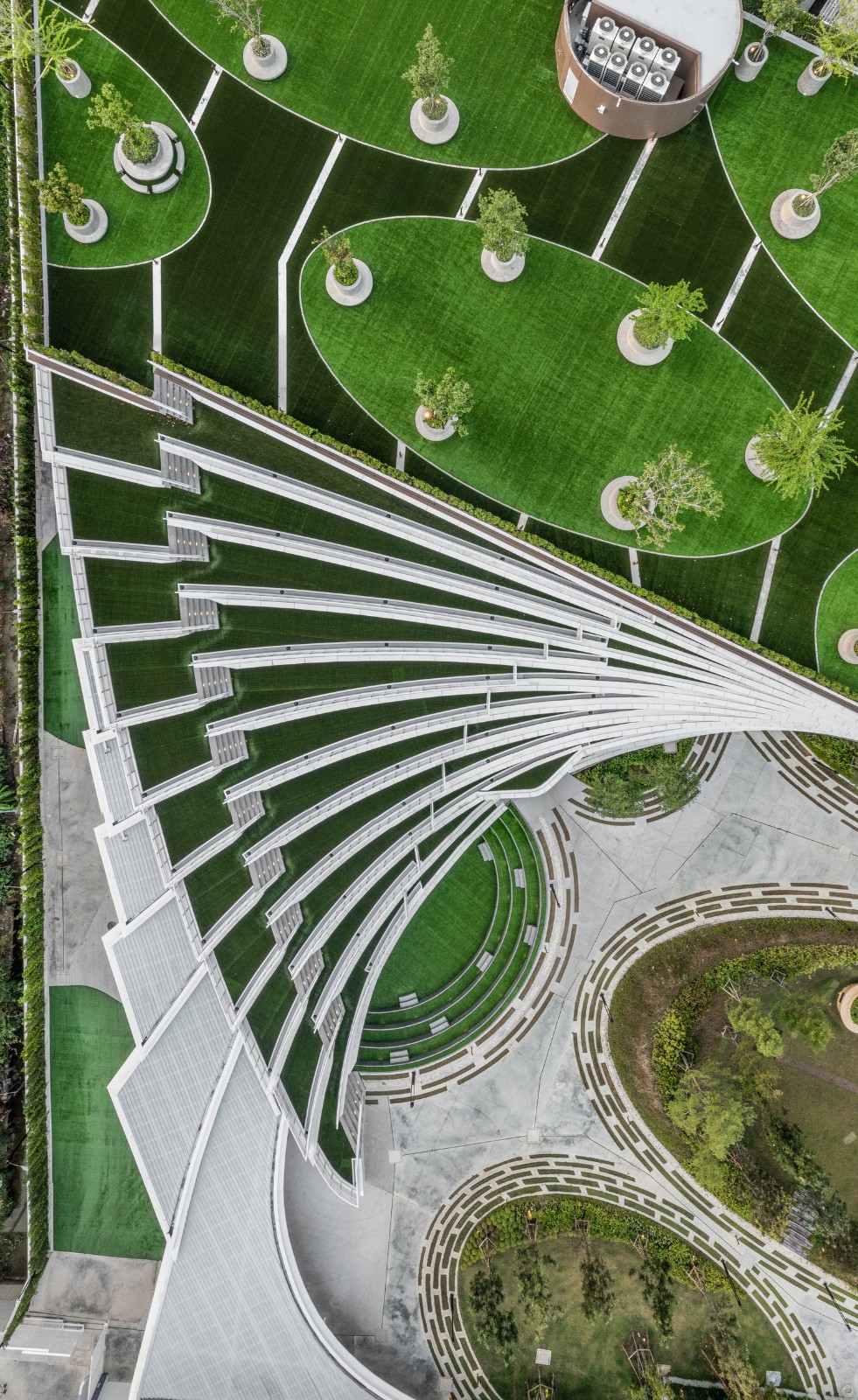 BIM建筑|扇形展开,泰国吞武里校园 SISB / Plan Architect BIM建筑|扇形展开,泰国吞武里校园 SISB / Plan Architect