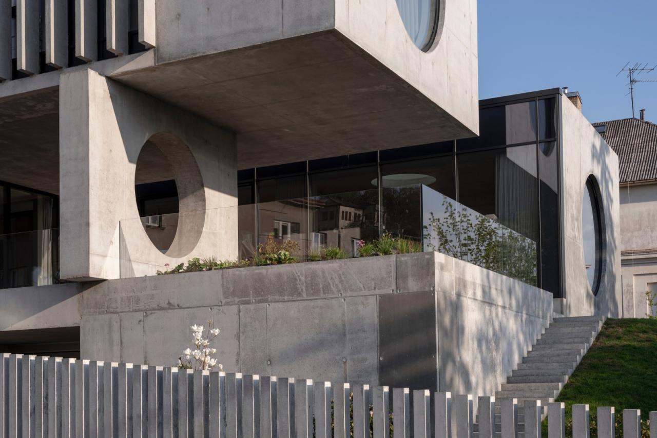 BIM建筑|现代主义混凝土住宅,考纳斯之家 / Architectural Bureau G.Natkevicius & Partners BIM建筑|现代主义混凝土住宅,考纳斯之家 / Architectural Bureau G.Natkevicius & Partners