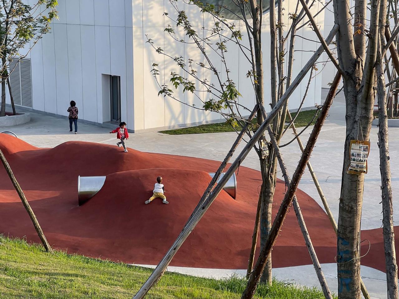 BIM建筑|方.fun 兴隆湖儿童艺术中心 / 相对建筑 BIM建筑|方.fun 兴隆湖儿童艺术中心 / 相对建筑