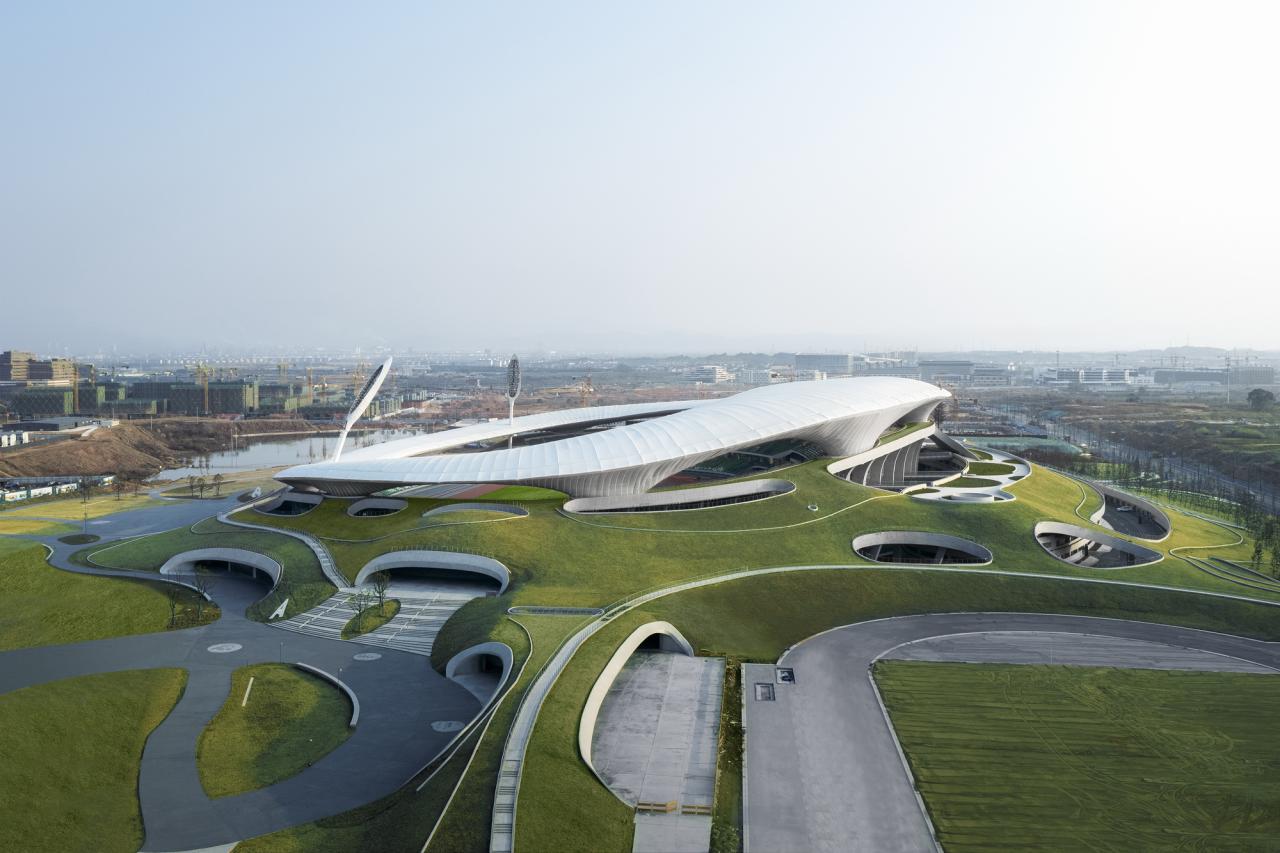 BIM建筑|全球最大覆土建筑群设计:“消失的体育场”/ MAD马岩松 BIM建筑|全球最大覆土建筑群设计:“消失的体育场”/ MAD马岩松