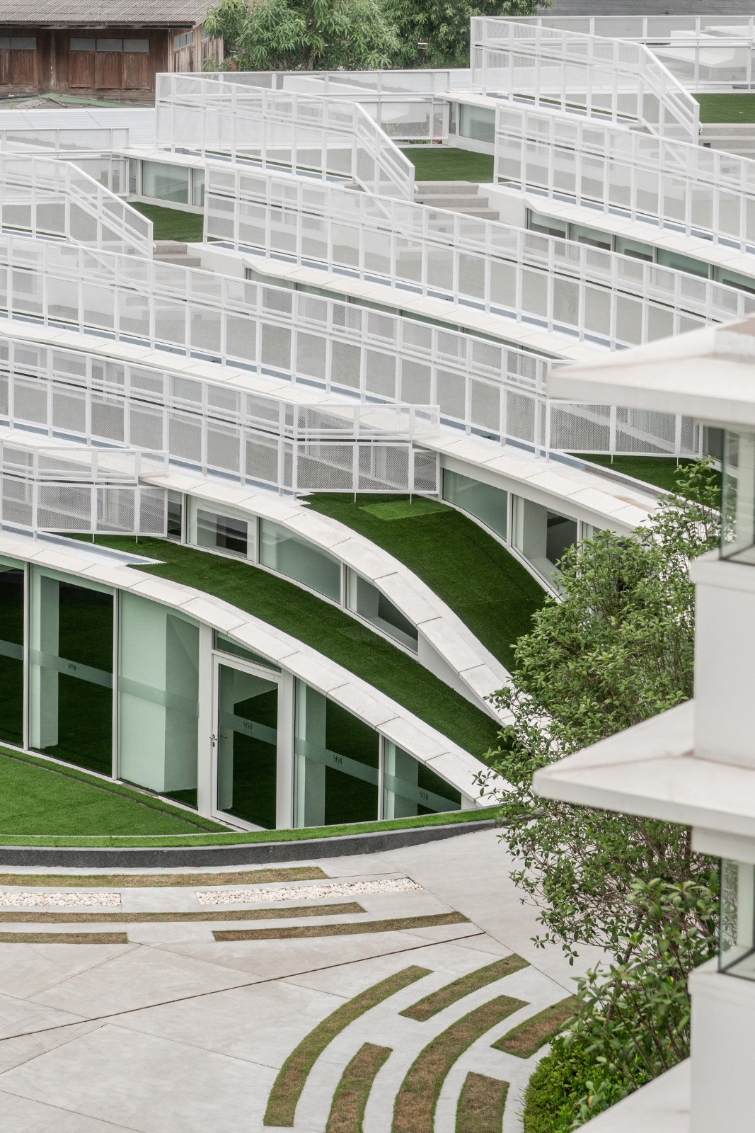 BIM建筑|扇形展开,泰国吞武里校园 SISB / Plan Architect BIM建筑|扇形展开,泰国吞武里校园 SISB / Plan Architect