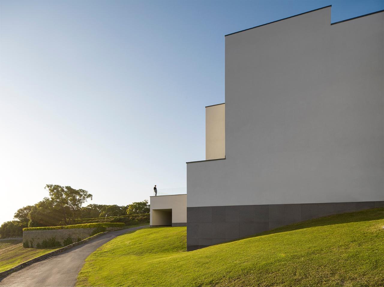 BIM建筑|台丰高尔夫俱乐部嘉卿会馆 / Álvaro Siza Vieira + Carlos Castanheira BIM建筑|台丰高尔夫俱乐部嘉卿会馆 / Álvaro Siza Vieira + Carlos Castanheira