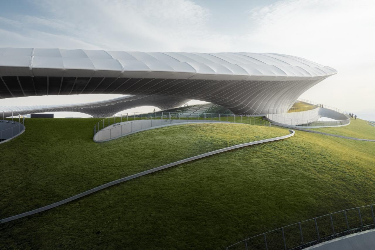 BIM建筑|全球最大覆土建筑群设计:“消失的体育场”/ MAD马岩松 BIM建筑|全球最大覆土建筑群设计:“消失的体育场”/ MAD马岩松