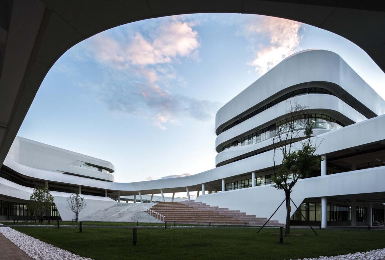BIM建筑|清华大学附属中学广华学校 / 北京市建筑设计研究院 BIM建筑|清华大学附属中学广华学校 / 北京市建筑设计研究院