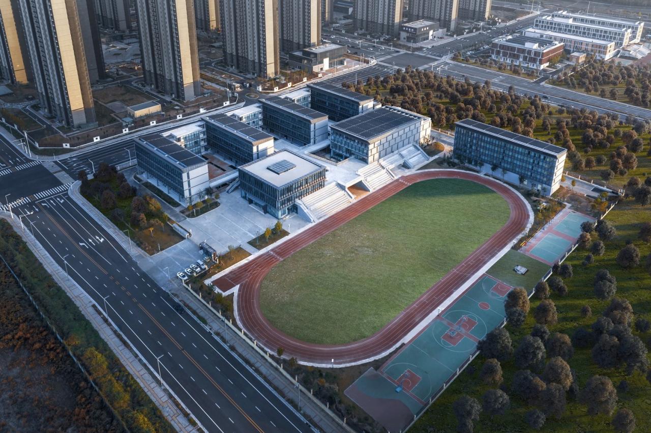 BIM建筑|郑州航空港第八安置区配套中学暨郑州第130中学 / 上海联创设计集团 BIM建筑|郑州航空港第八安置区配套中学暨郑州第130中学 / 上海联创设计集团