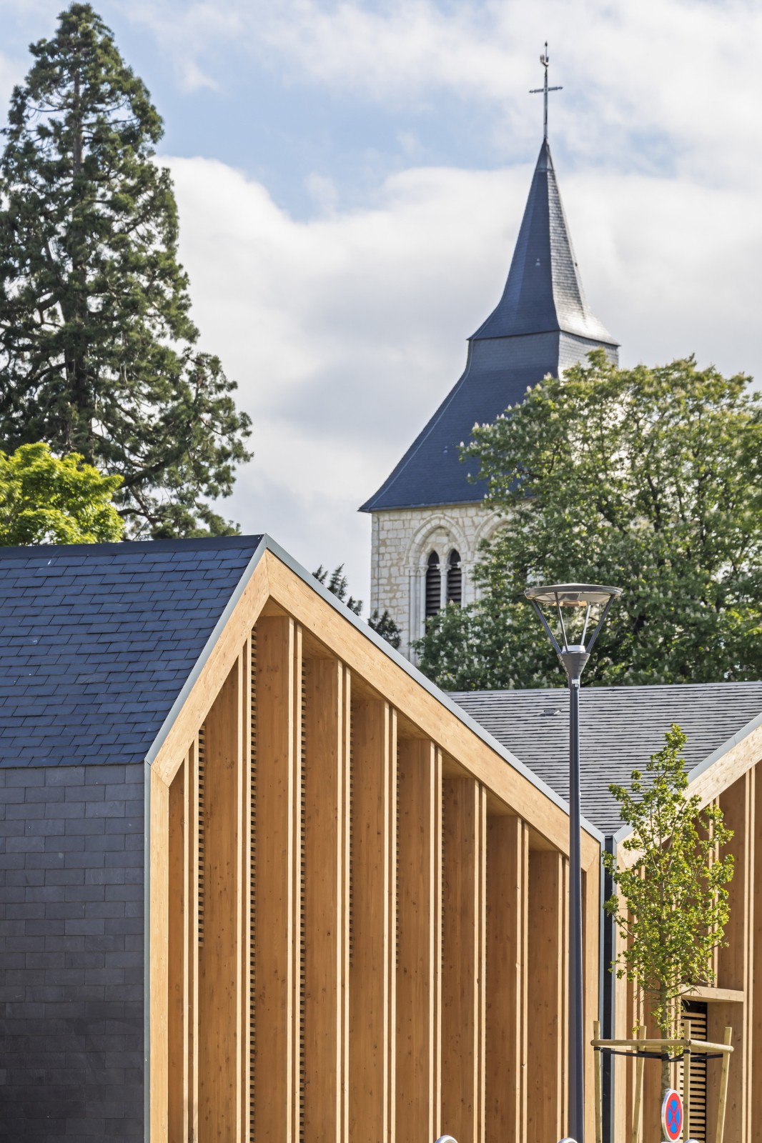 BIM建筑|Les Coteaux Fleuris 学校 / HEMAA Architectes + Hesters Oyon BIM建筑|Les Coteaux Fleuris 学校 / HEMAA Architectes + Hesters Oyon