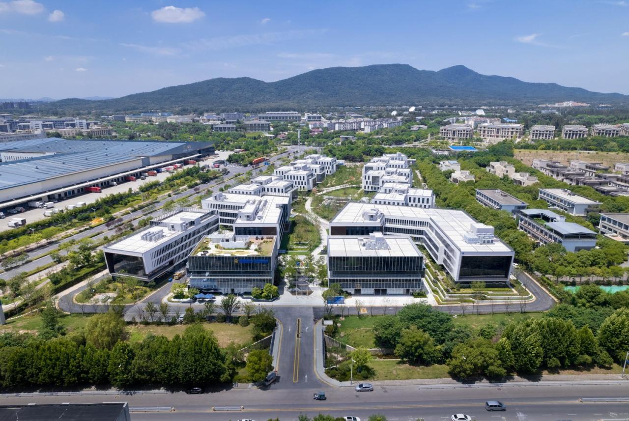 BIM建筑|南京紫金山麓首个AI人工智能产业载体 / 三益中国 BIM建筑|南京紫金山麓首个AI人工智能产业载体 / 三益中国