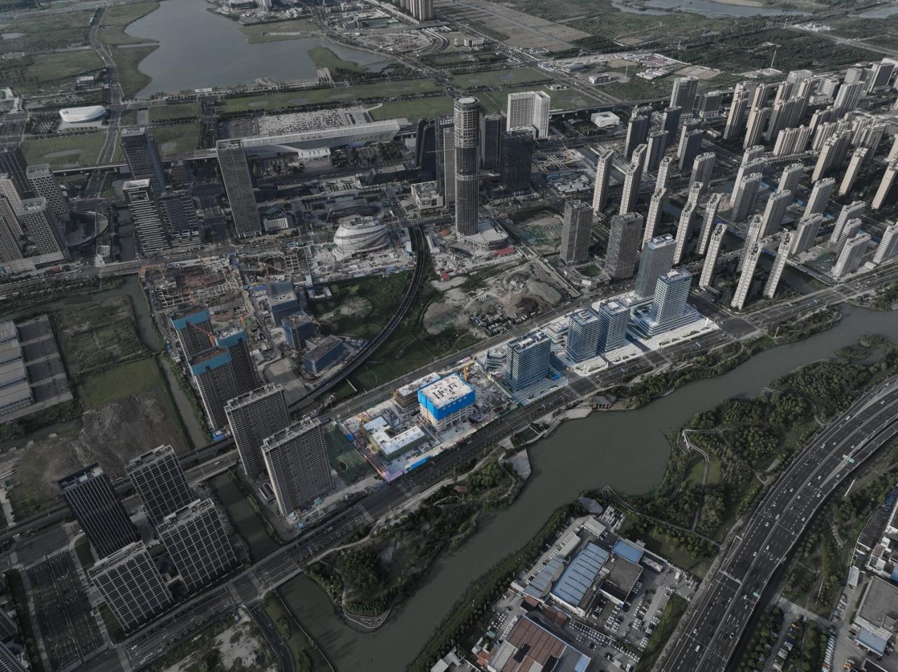 BIM建筑|高铁新城商务新地标·芯光大厦 / 简和建筑 BIM建筑|高铁新城商务新地标·芯光大厦 / 简和建筑