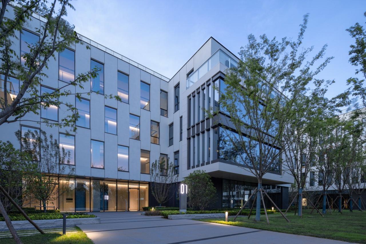 BIM建筑|南京紫金山麓首个AI人工智能产业载体 / 三益中国 BIM建筑|南京紫金山麓首个AI人工智能产业载体 / 三益中国