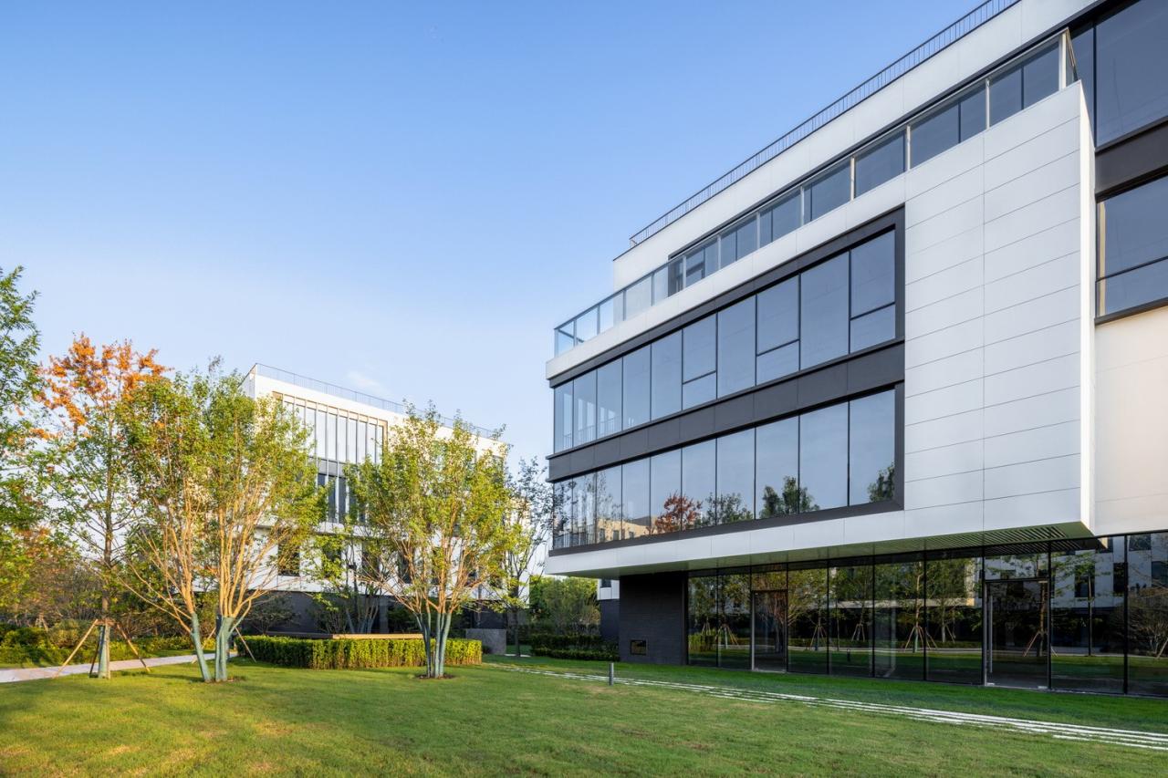 BIM建筑|南京紫金山麓首个AI人工智能产业载体 / 三益中国 BIM建筑|南京紫金山麓首个AI人工智能产业载体 / 三益中国