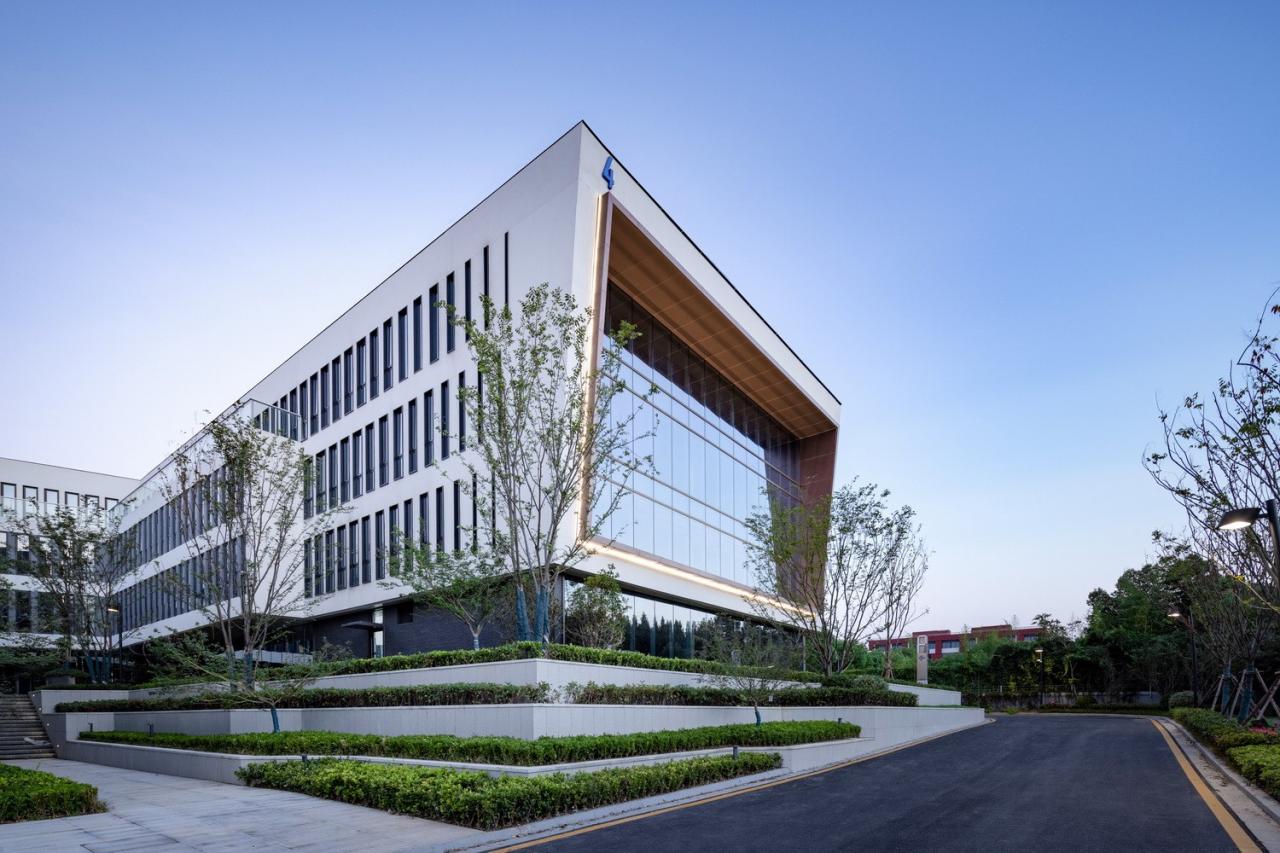 BIM建筑|南京紫金山麓首个AI人工智能产业载体 / 三益中国 BIM建筑|南京紫金山麓首个AI人工智能产业载体 / 三益中国