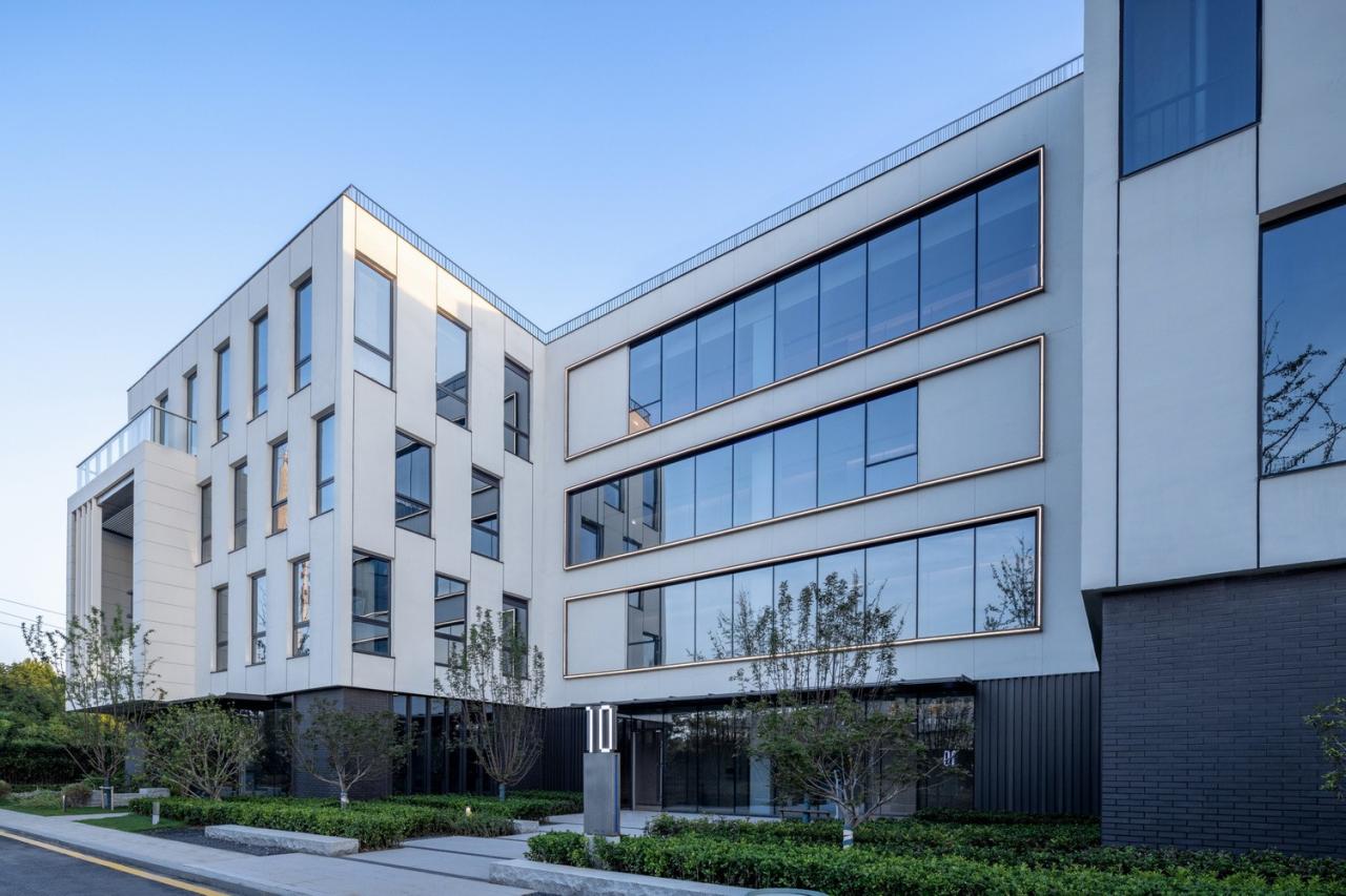 BIM建筑|南京紫金山麓首个AI人工智能产业载体 / 三益中国 BIM建筑|南京紫金山麓首个AI人工智能产业载体 / 三益中国