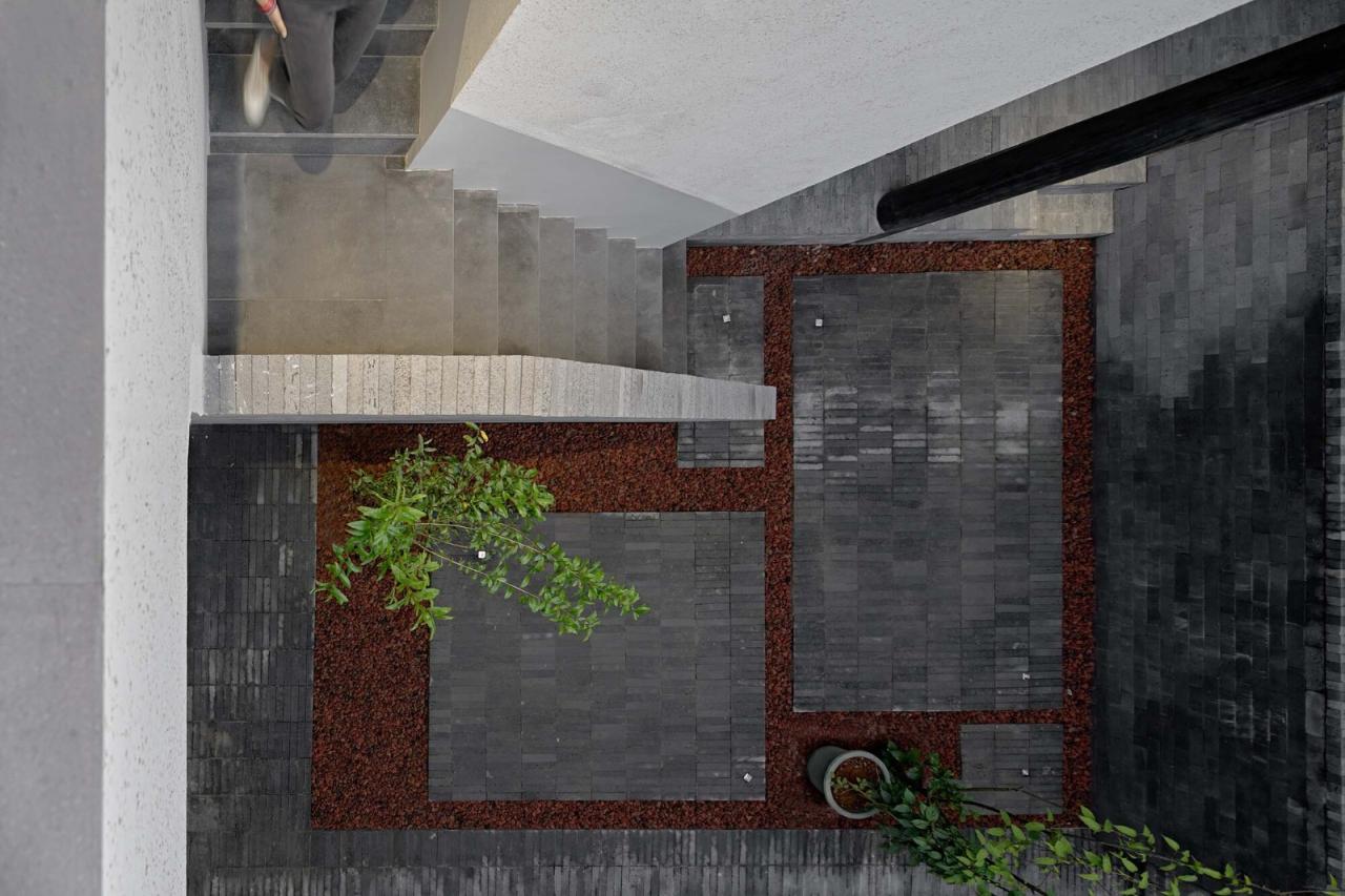 BIM建筑|腾冲叁柒廿壹院子 / 亼建筑 BIM建筑|腾冲叁柒廿壹院子 / 亼建筑