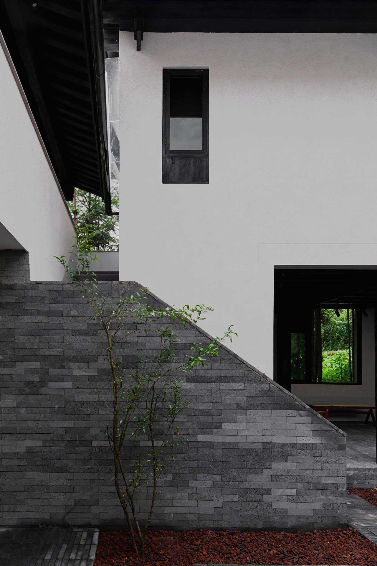BIM建筑|腾冲叁柒廿壹院子 / 亼建筑 BIM建筑|腾冲叁柒廿壹院子 / 亼建筑