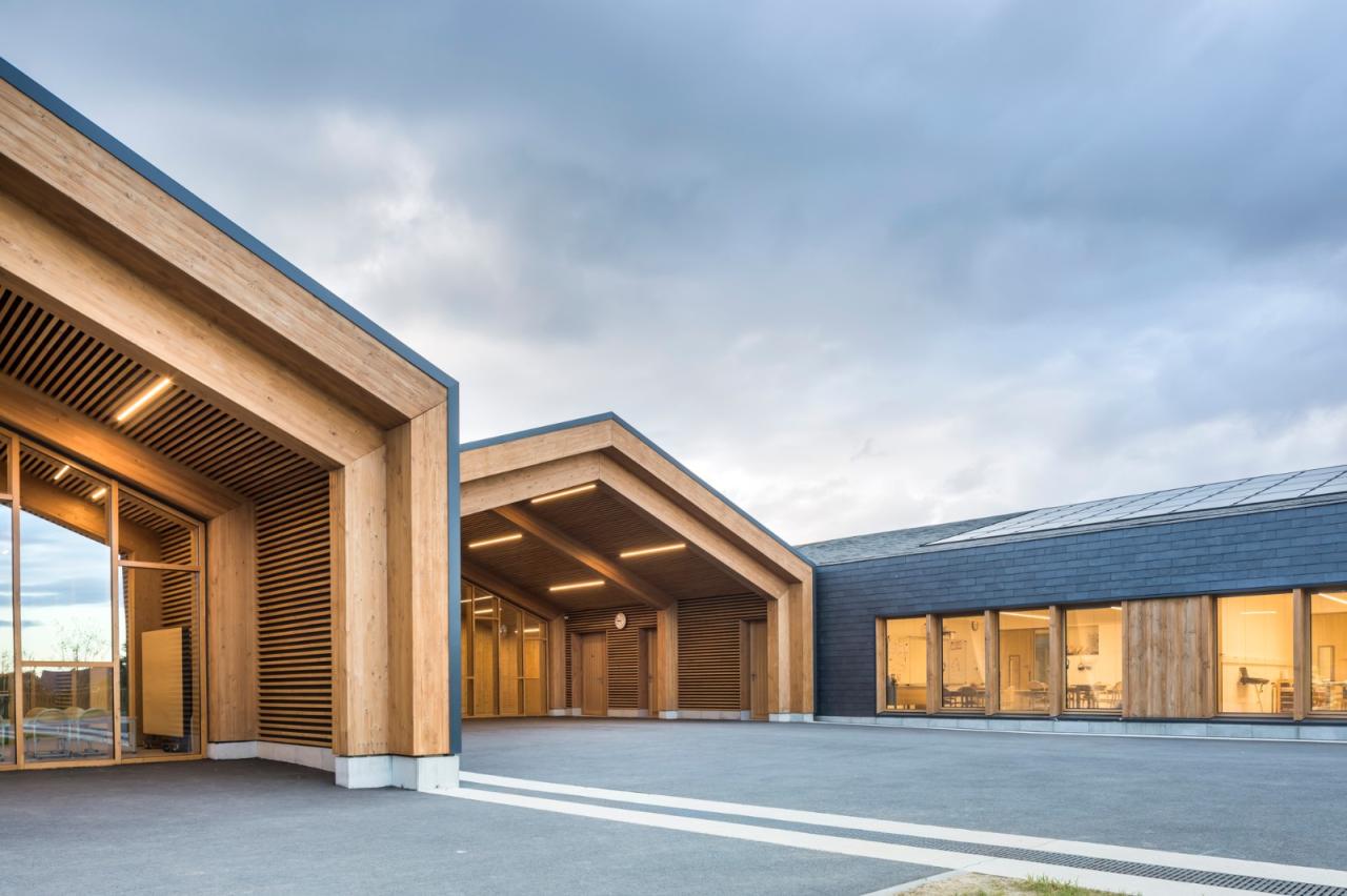 BIM建筑|Les Coteaux Fleuris 学校 / HEMAA Architectes + Hesters Oyon BIM建筑|Les Coteaux Fleuris 学校 / HEMAA Architectes + Hesters Oyon